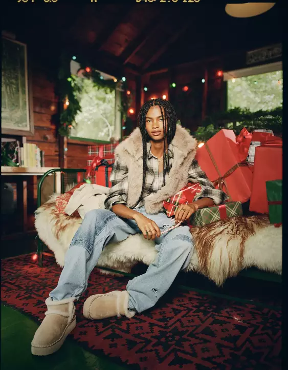 AE Strigid Low-Rise Baggy Straight Jean - Image 7