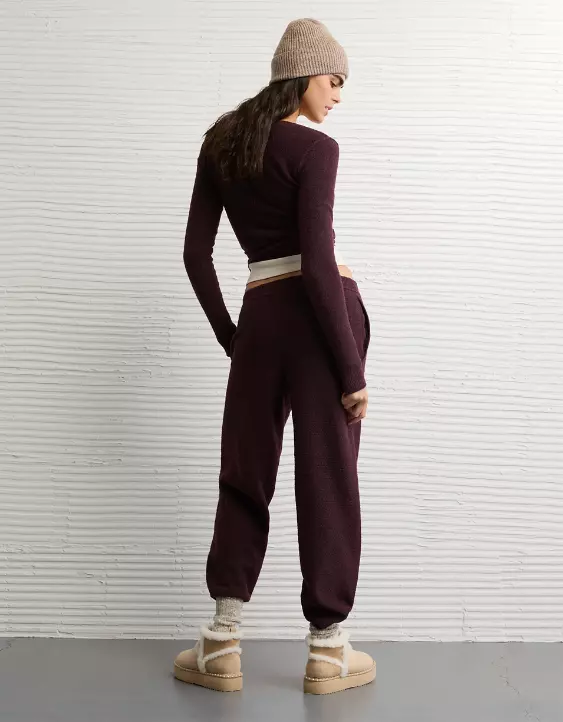 AE Cozy Sweatpant - Image 2