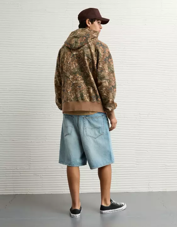 AE Laidback Luxe Heavyweight Hoodie - Image 3